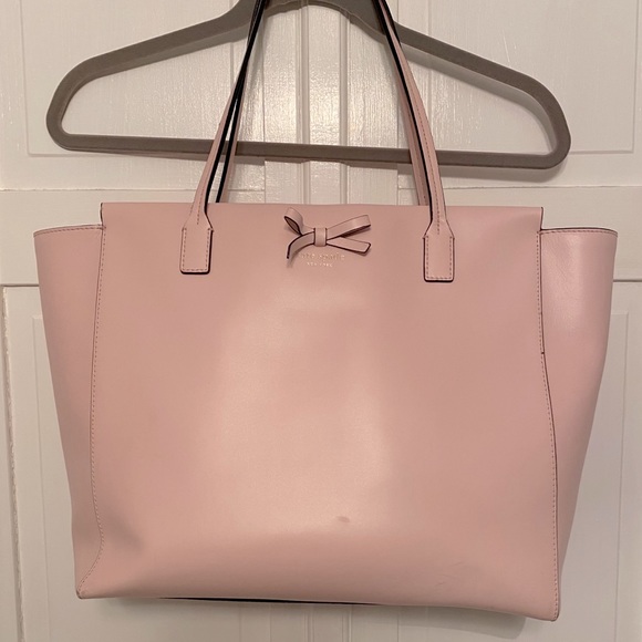 kate spade Handbags - Kate Spade Sawyer Street Taden Tote in Blush Pink